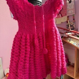 Hand Knitted Toddler dress. size 2T. Very good condition